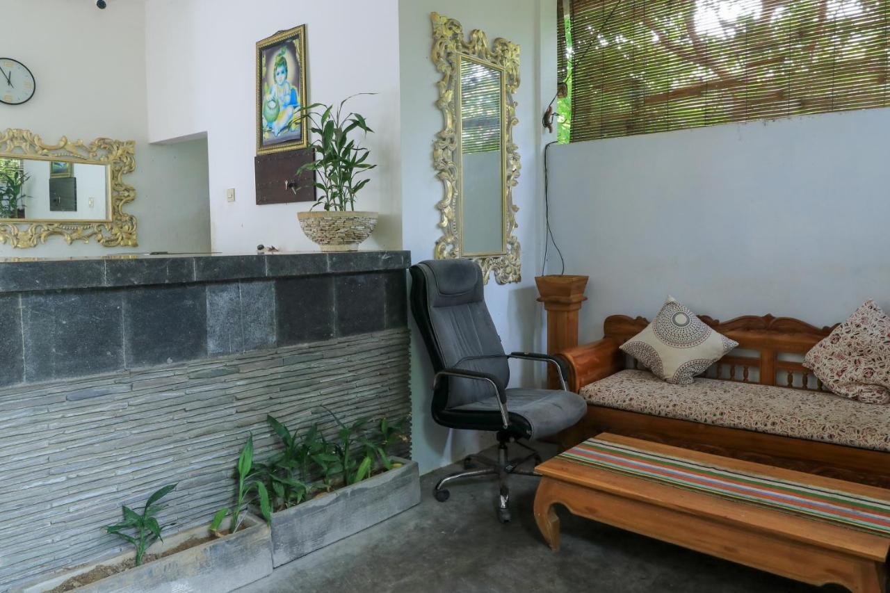 Pondok Indah Citarum Denpasar  Bagian luar foto